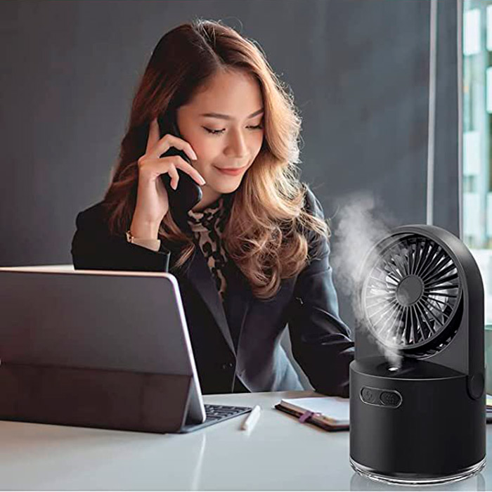 Ventilator ima 3 različite brzine (niska, srednja i visoka) i 2 načina prskanja (kontinuirano i isprekidano)!