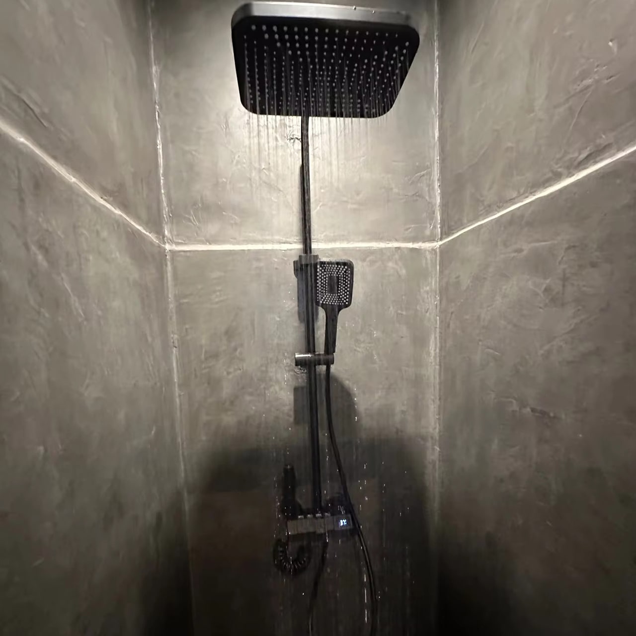 LuxShowerSet, luksuzni tuš set s 3 različita nastavka - Image 1