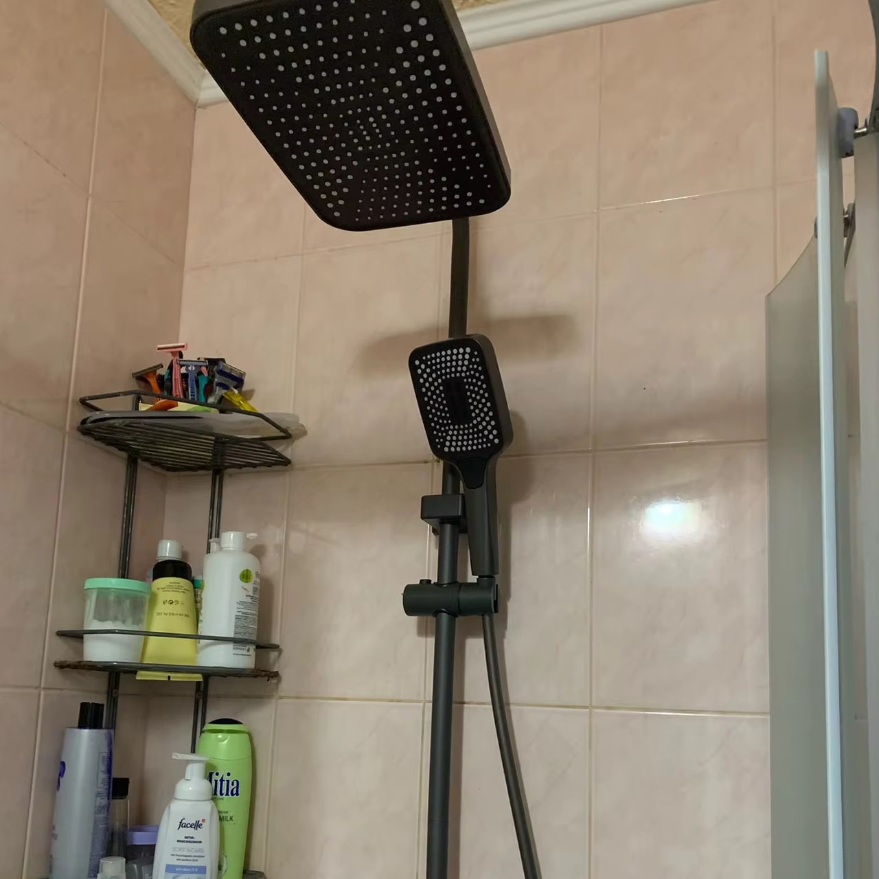 LuxShowerSet, luksuzni tuš set s 3 različita nastavka - Image 3