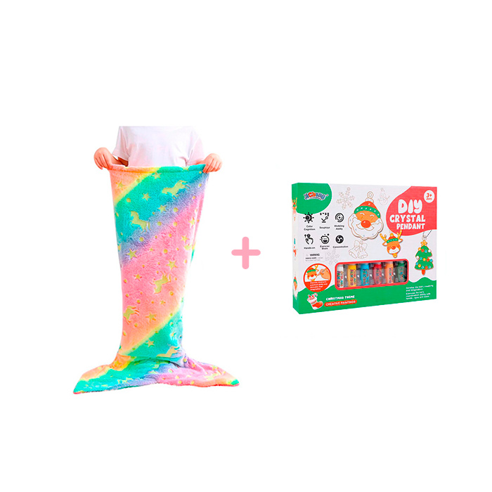 MermaidArtCraft paket uključuje 2 igračke - dekicu u obliku sirene i set božićnih privjesaka!