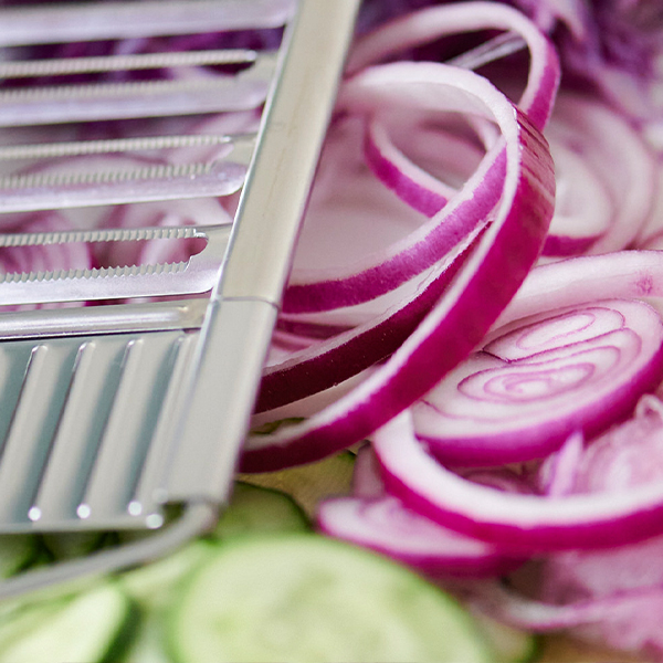MultiSlicer, višenamjenski rezač povrća s ergonomskim držačem protiv klizanja i 3 različite oštrice - Image 2