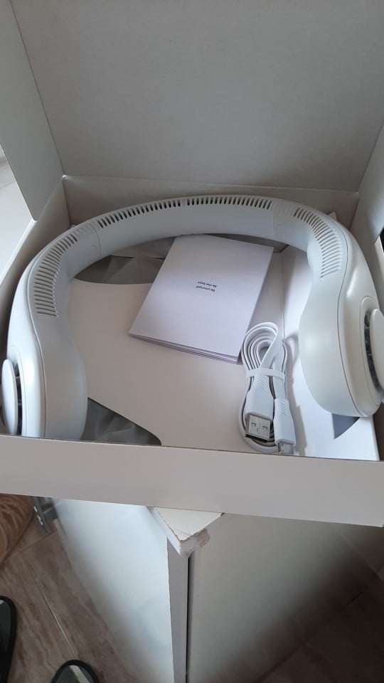 NeckFan, prijenosni ventilator koji stane oko vašeg vrata - Image 10