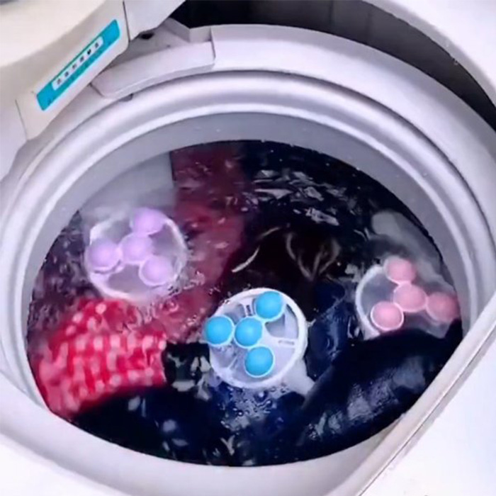 Jednostavno za čišćenje - jednostavno ispraznite mrežicu na filtru i spreman je za ponovnu upotrebu